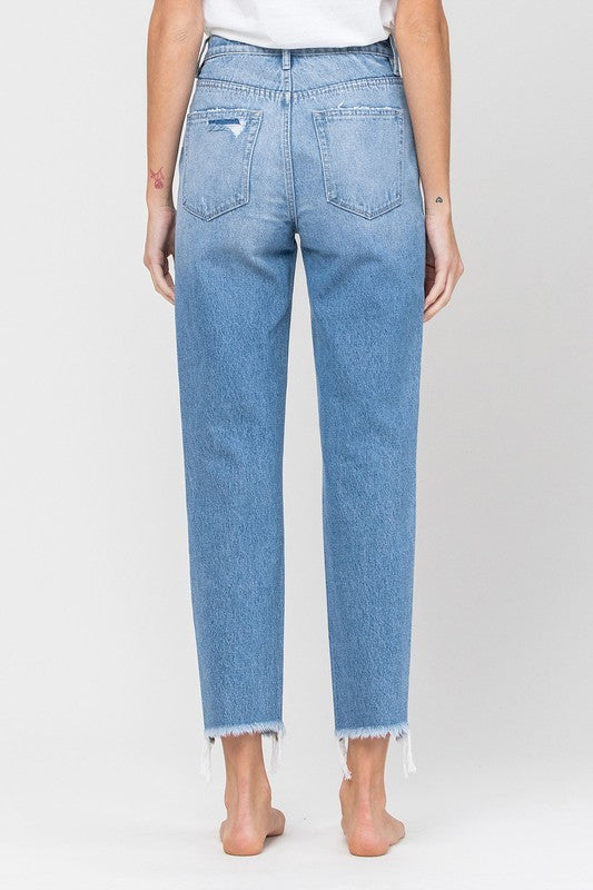 Distressed mom-jeans met ruwe zoom