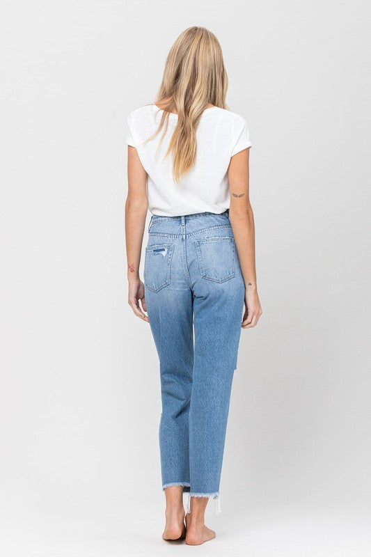 Distressed mom-jeans met ruwe zoom